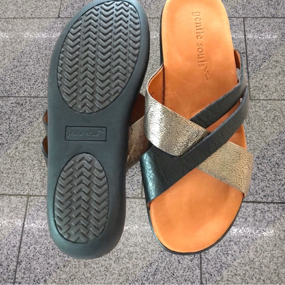 Gentle Souls Leather Sandals Size 10